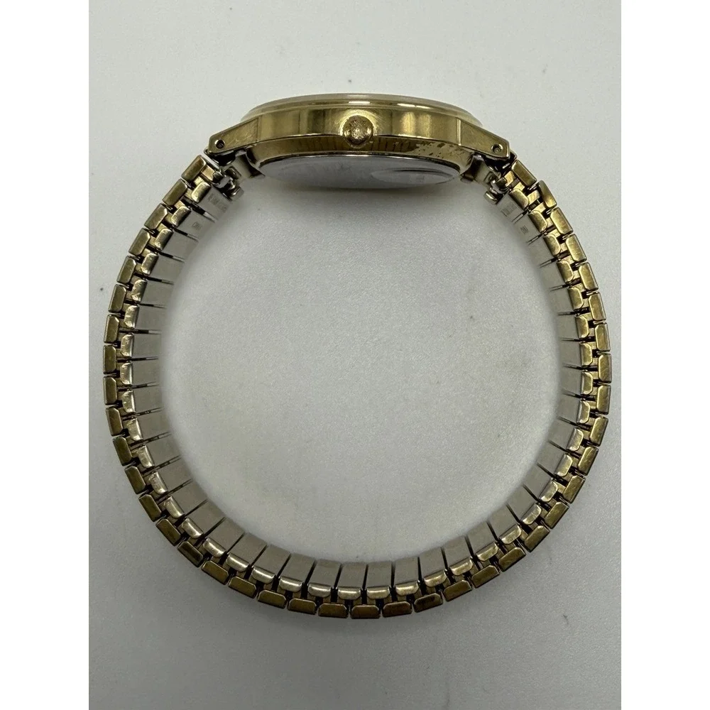 Timex Vintage 1991 Mens‎ Watch New Battery 32MM 6.75